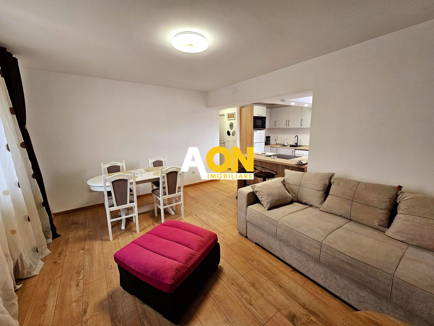 Apartament 2 camere, mobilat, utilat, Cetate - Poză 4