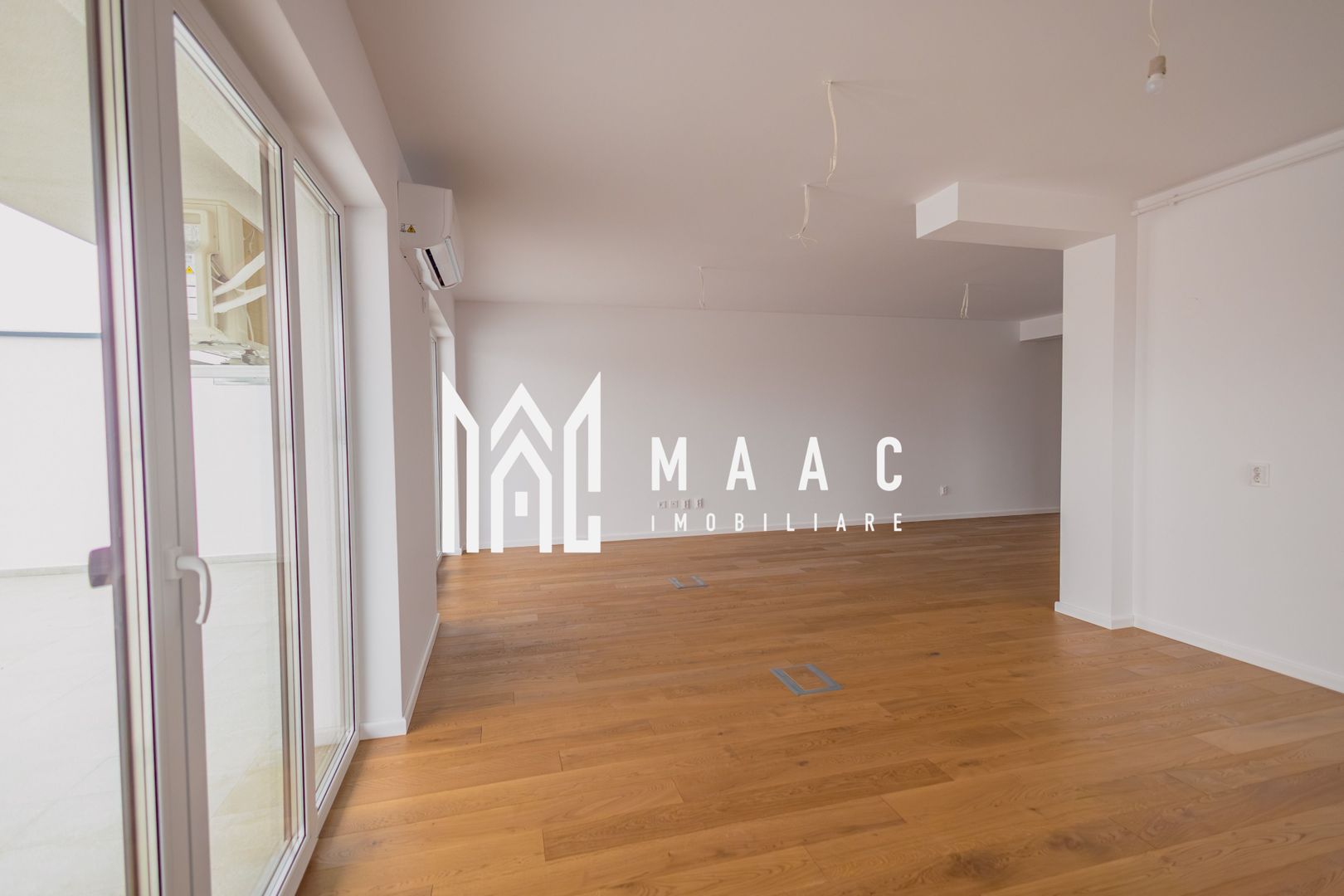 Penthouse | 4 camere | Balcon | Parcare | Terasa | D. Stanca - Poză 3