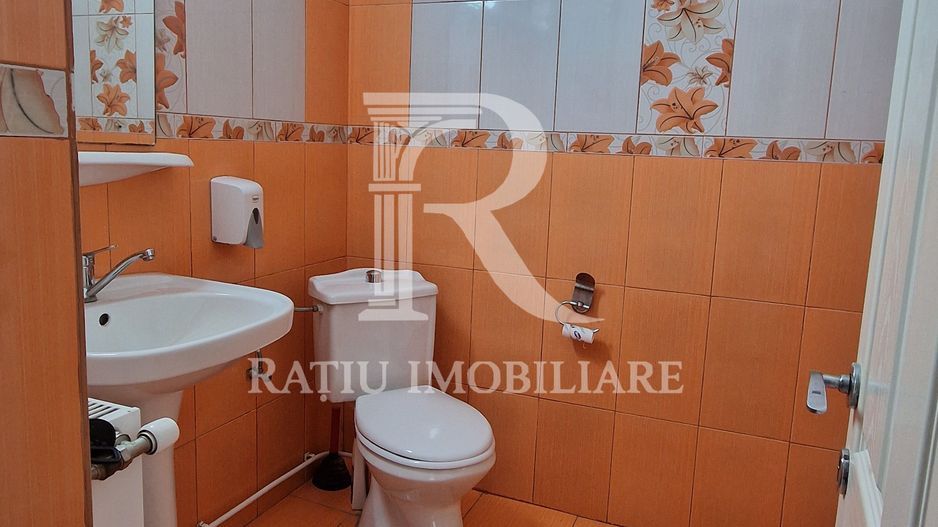 De inchiriat | Spațiu comercial central | Oradea. - Poză 4