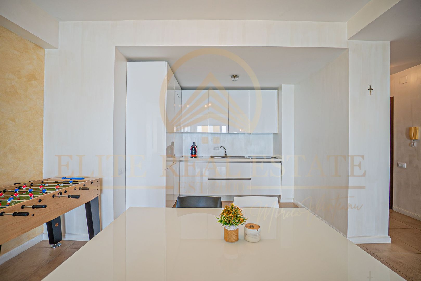 Apartament 2 camere, vedere frontală lac, in Statiunea  Mamaia, - Poză 6