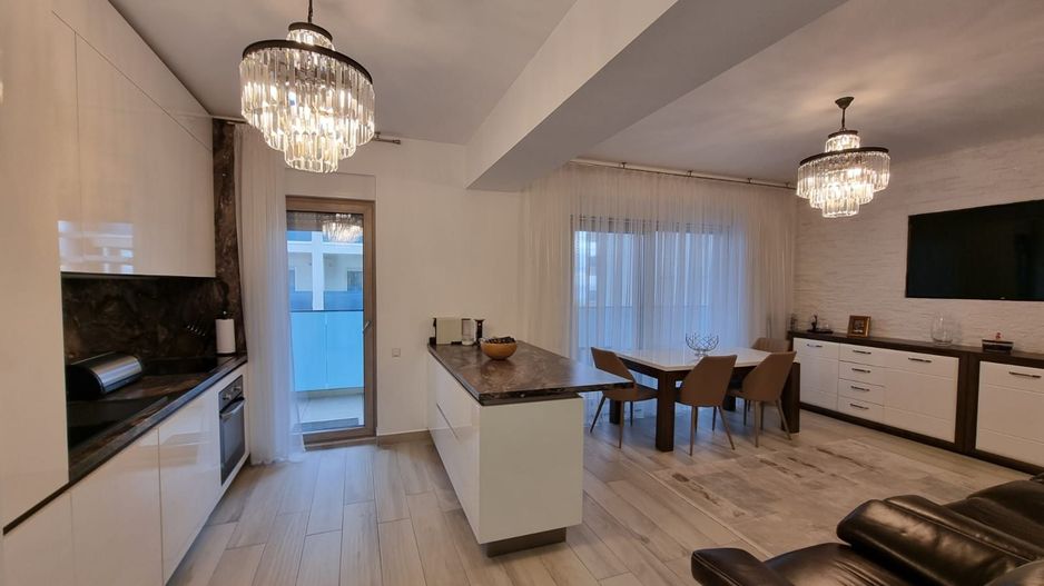 Apartament modern 3 camere  Marina Surf Rezidence vedere lac si mare - Poză 1