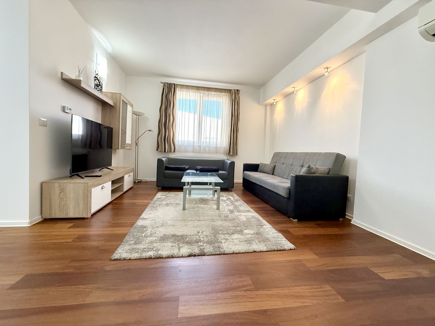 Apartament 2 camere - intrare în Dumbrăvița, zona Kaufland - Poză 4