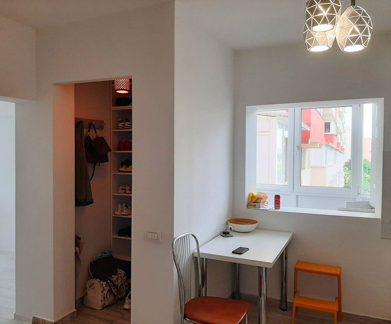 APARTAMENT CARE ÎȚI DĂ SENZAȚIA DE ACASĂ DIN PRIMA SECUNDĂ - Poză 10