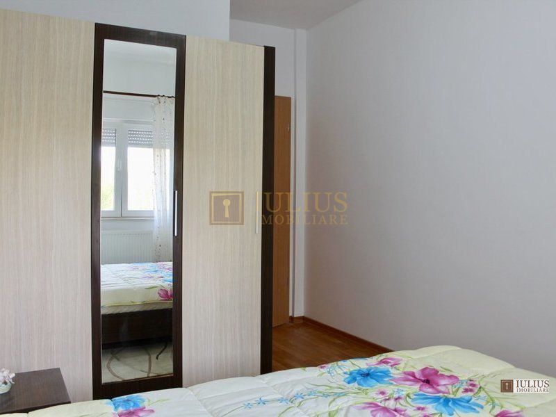 Aradului; parcare privata, include Ctr. A.F.P - Poză 13