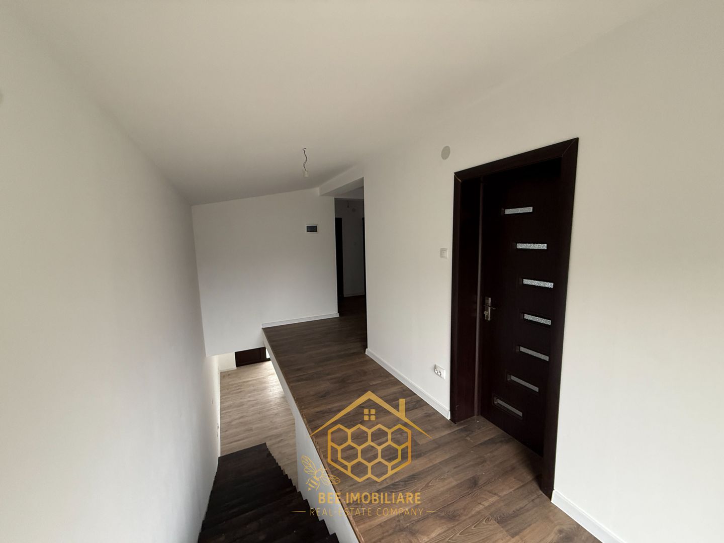 Casa P+1 in Simnicul de Jos - 3 dormitoare- Toate utilitatile - Poză 10