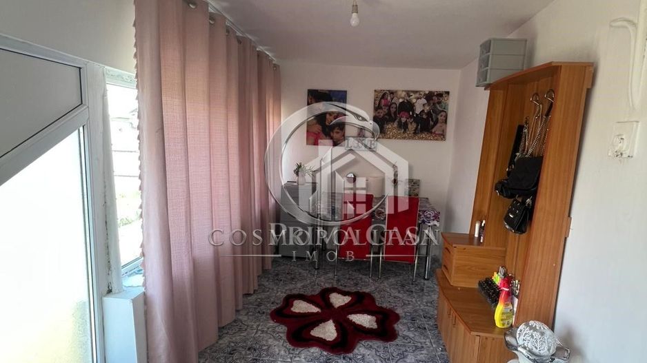 Casa si teren in comuna Mihailesti SC=100mp teren=820mp Pret: 28.000 neg. - Poză 5