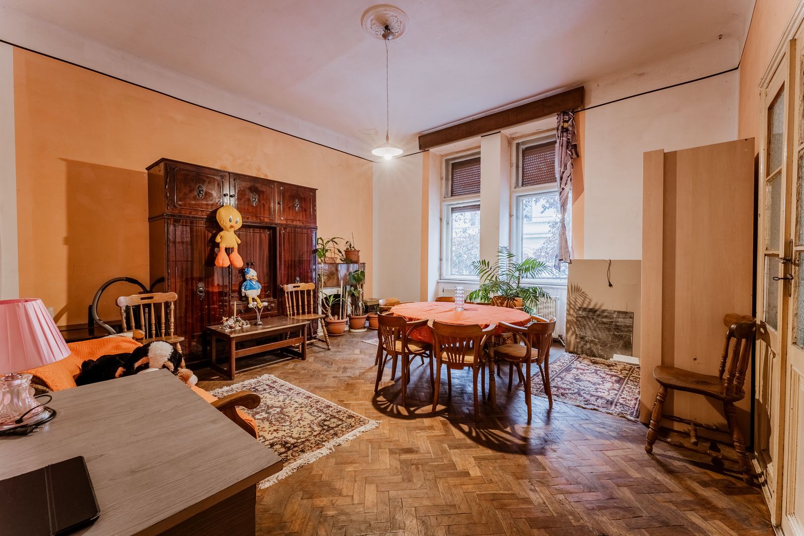 Apartament cu 3 camere central - Poză 3