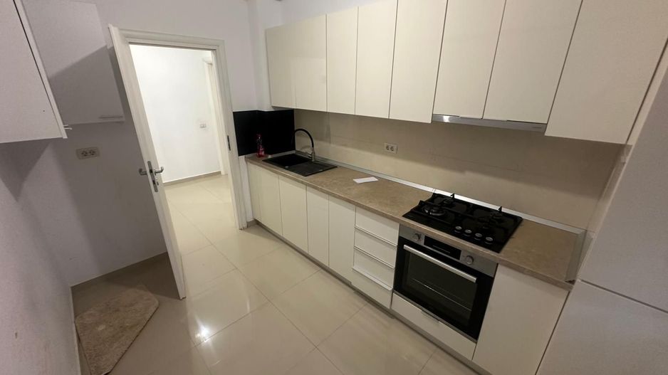 AP. 2 CAMERE - PARCARE INCLUSA, BUCATARIE INCHISA, CENTRALA PROPRIE - Poză 1
