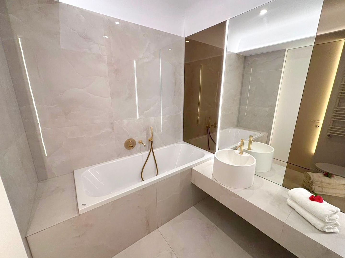 Chirie I Apartament 3 camere I Cortina North I Etaj 10 - Poză 9