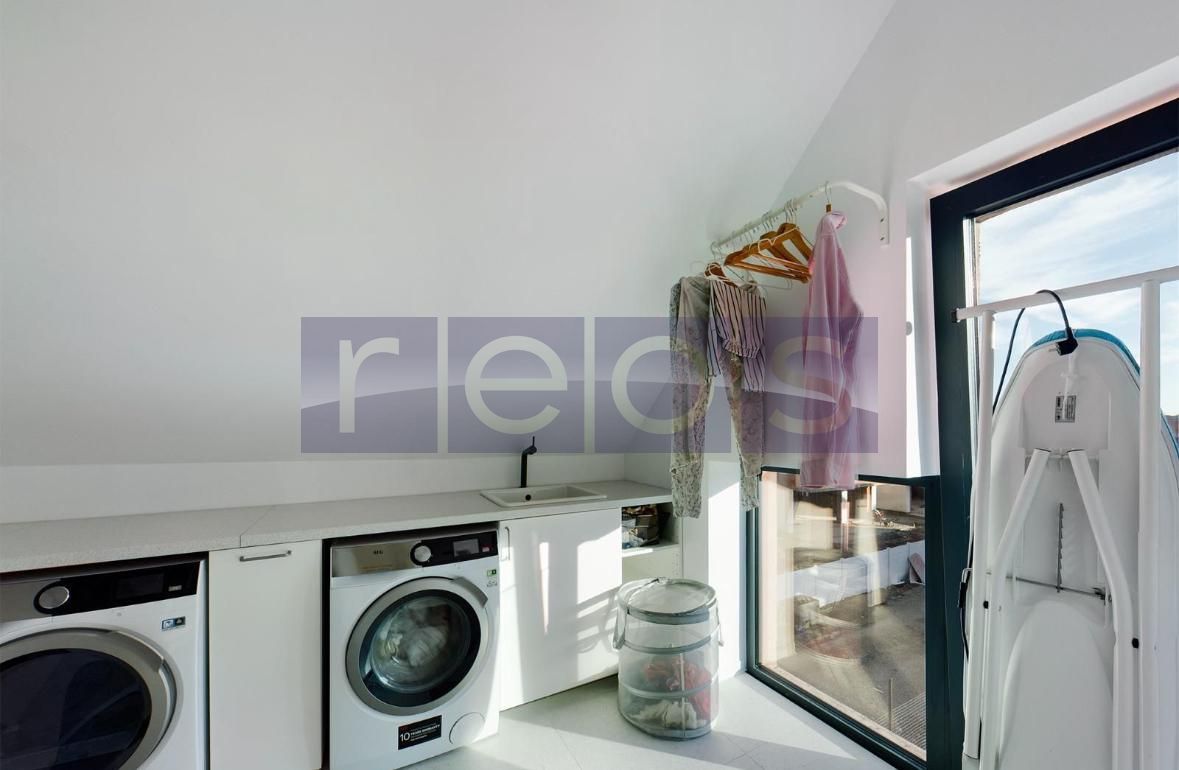 VANZARE CASA PIPERA | 8 DORMITOARE | 310 MP - Poză 13