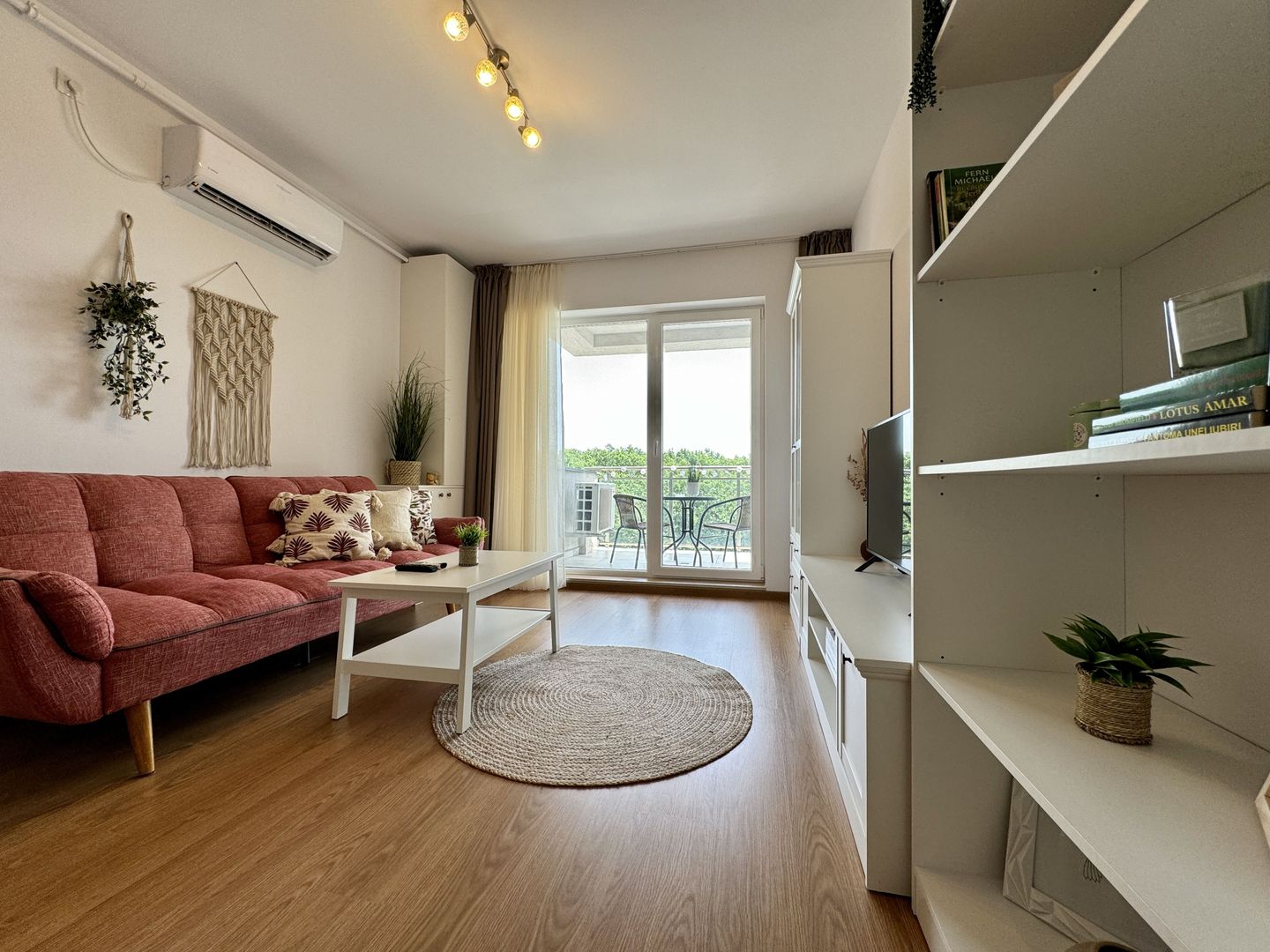 Apartament de închiriat 2 camere - vedere pădure - Poză 6