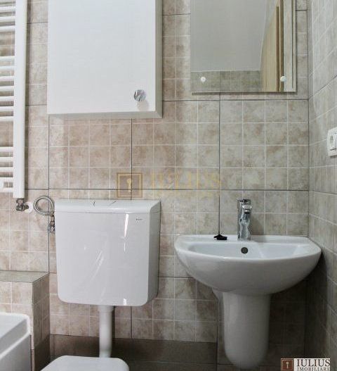 2 dormitoare, 80 mp utili, gradina si curte proprie de 300mp. - Poză 14