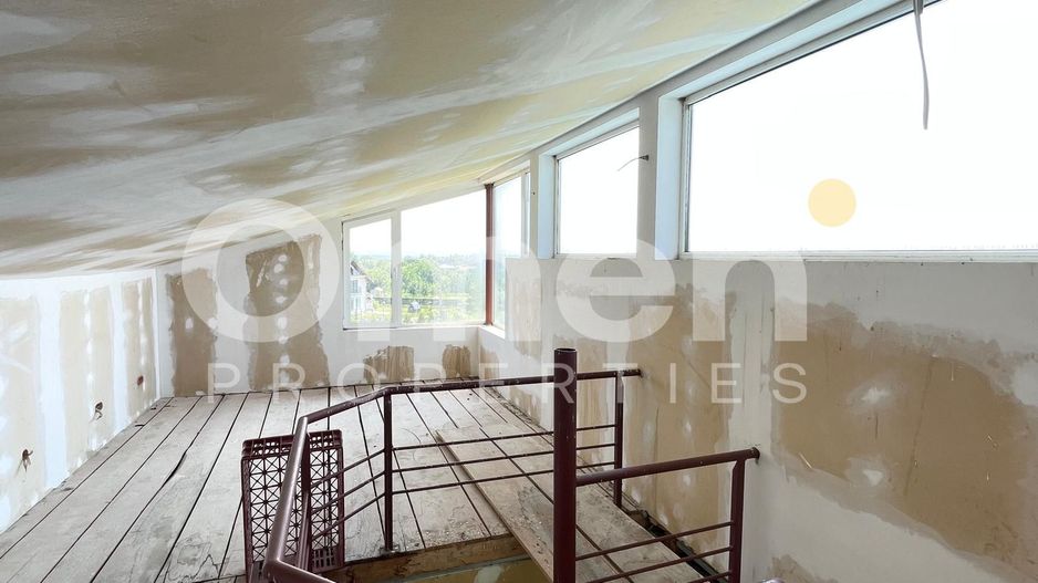 Casa de vânzare Tăuții-Măgherăuș de 370mp si 60 de ari teren - Poză 3