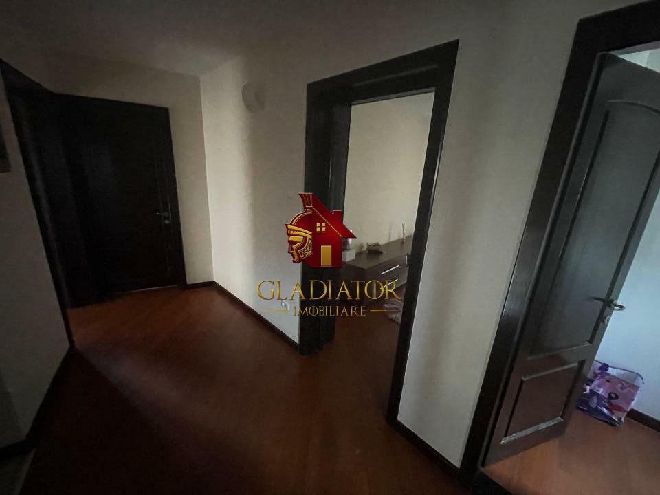 Vila cu terase, garaj si o gradina de vis pentru o familie fericita - Poză 13