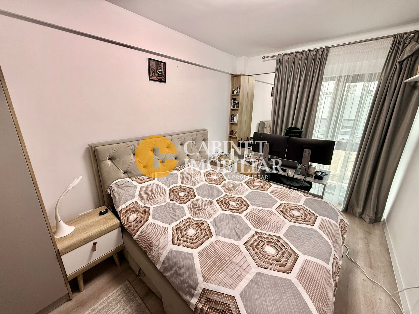 3 Camere Decomandat + 2 Bai + LOC DE PARCARE - Etaj 1  -  Zona Galata - Poză 3