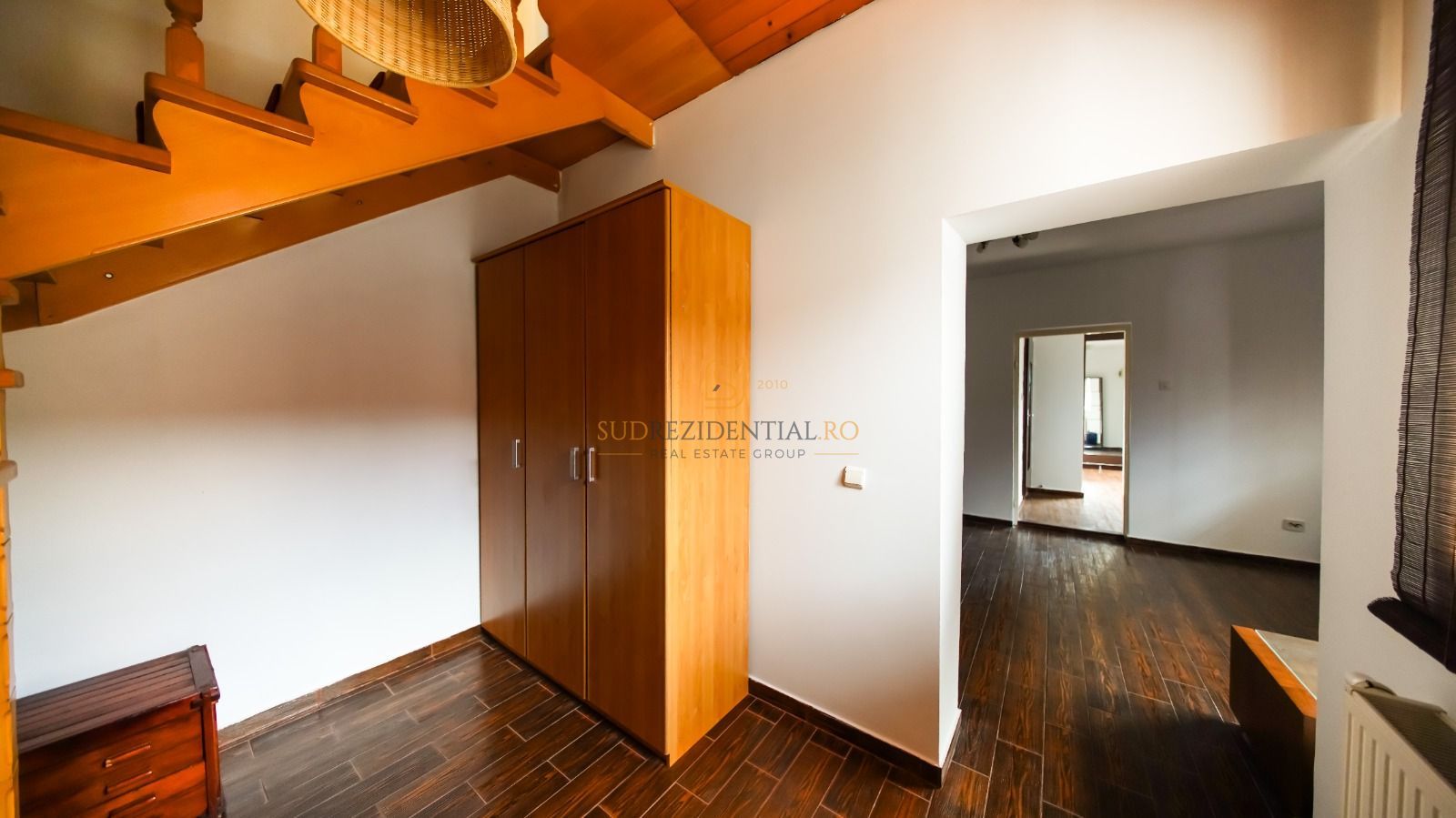 CASĂ CU TEREN 262 MP ȘI SPAȚIU COMERCIAL – SECTOR 4, BUCUREȘTI - Poză 8
