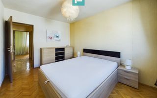 Apartament 3 camere zona Confecții - Poză 12