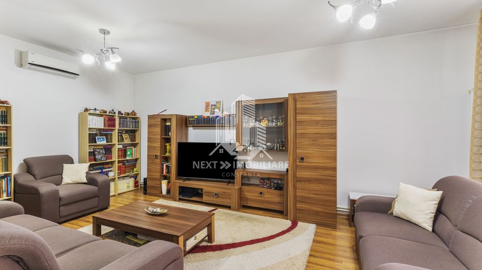 Casă individuală, P+M, 120 mp utili, curte și foișor,  zona Trocadero - Poză 2