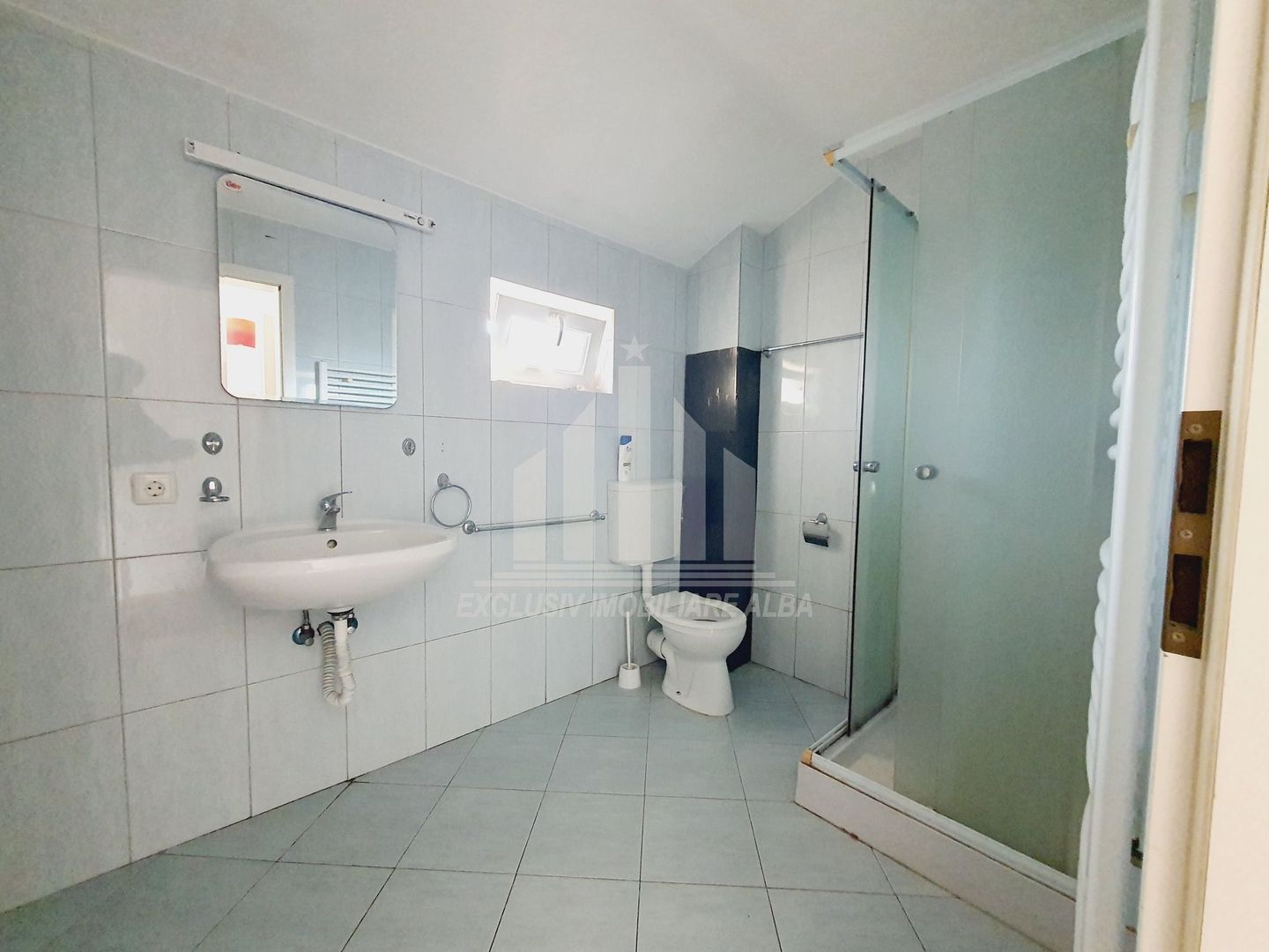Casa de inchiriat in Cetate - Poză 12