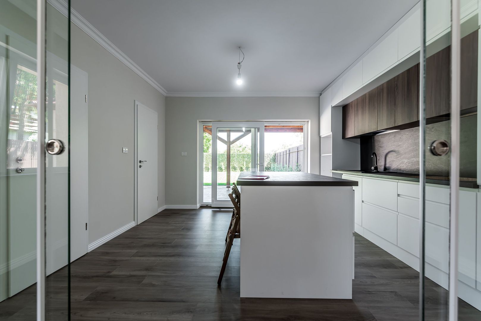Casă gata de mutat în Aradul Nou, renovată complet (2026) - Poză 7