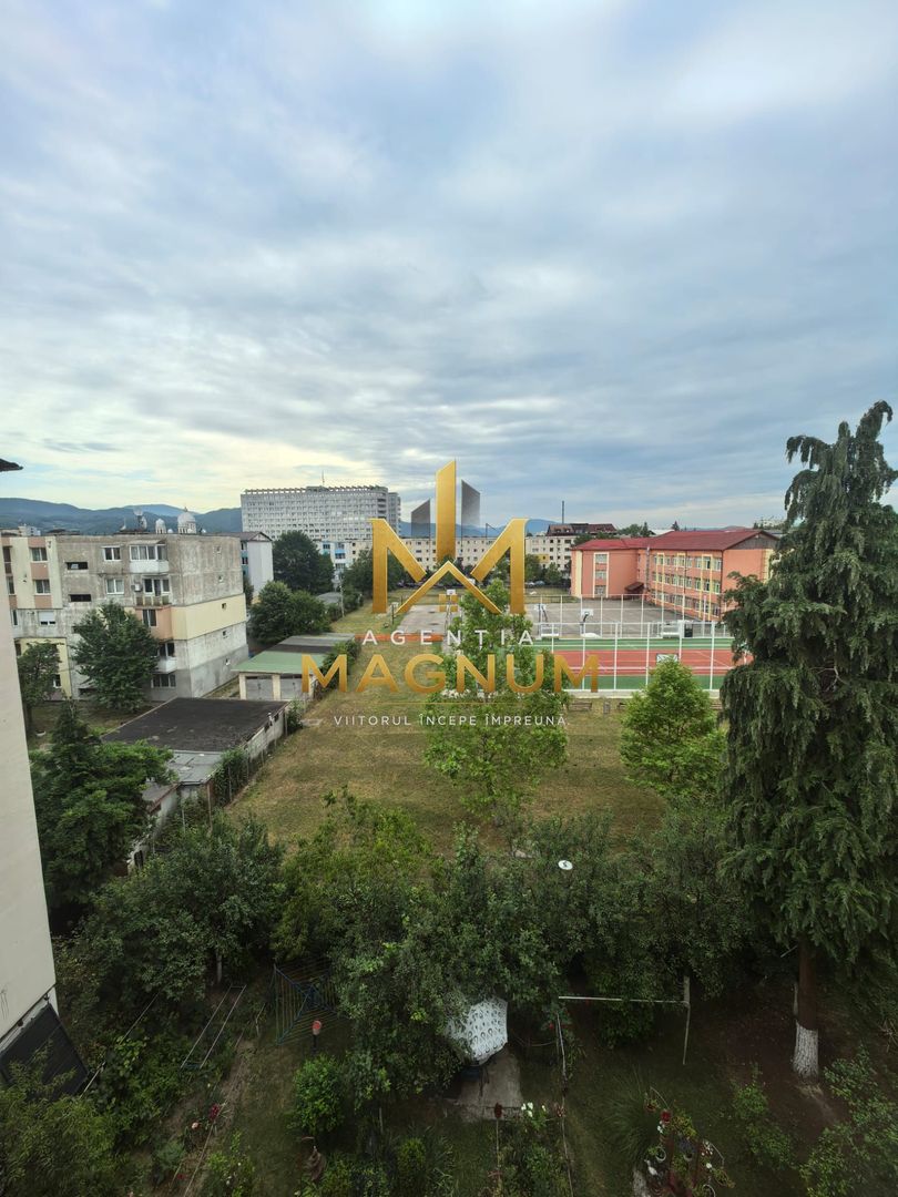 Apartament 3 camere de vânzare | Cuza Vodă | Zonă liniștită - Poză 7