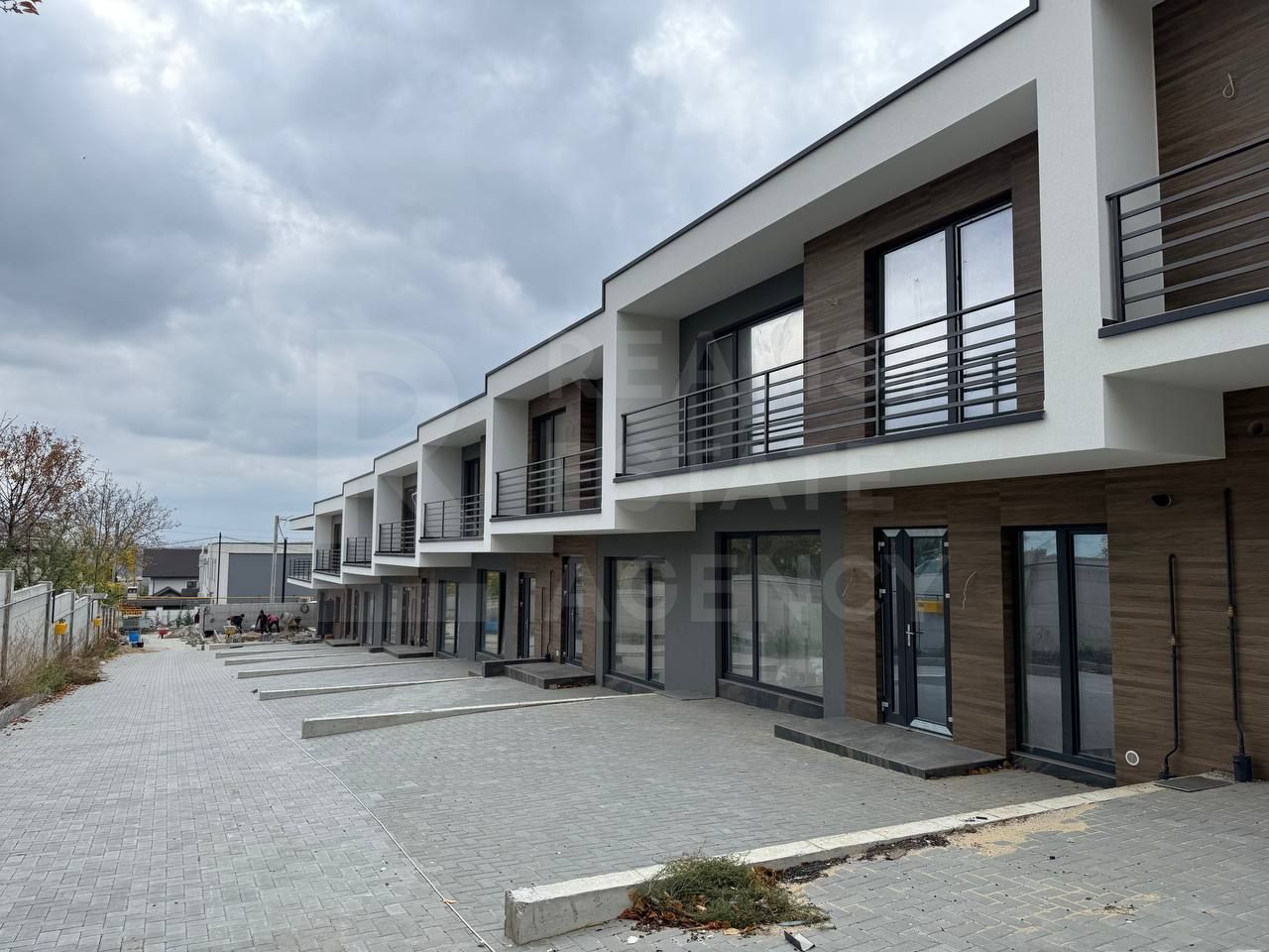 Vânzare, casă, 2 nivele, 3 camere, strada Prieteniei, Grătiești - Poză 1