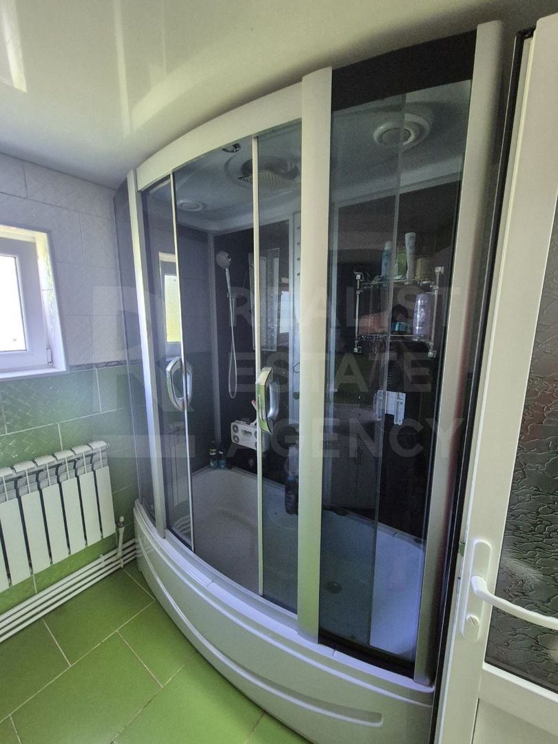 Vânzare, 2 case pe un teren, Hăsnășenii Noi, raionul Drochia - Poză 11