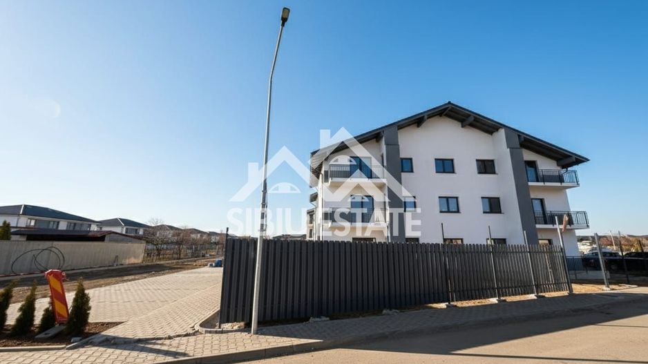 Apartament 3 camere, 2 bai, Selimbar, Sibiu - Poză 1