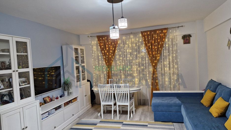 Apartament 3 camere - rond Păcurari - Poză 1