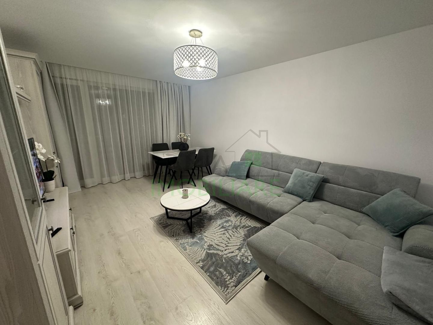 Apartament premium 2 camere, Urban Invest Coresi, Parcare + boxă - Poză 3