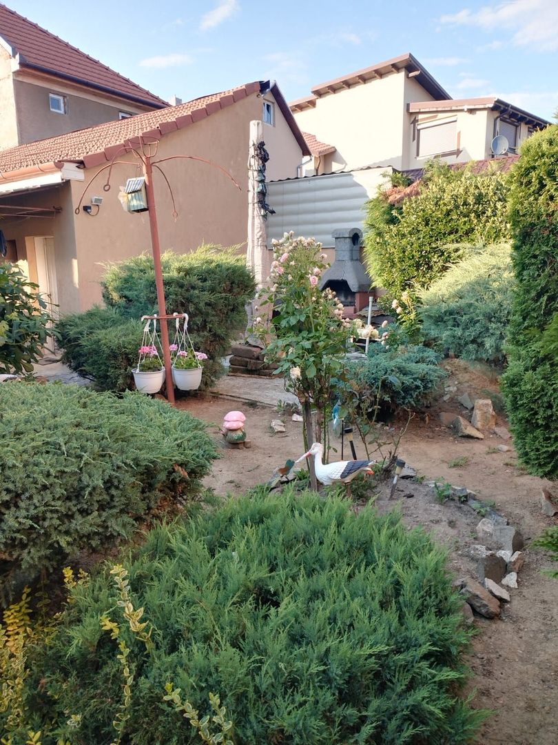 ageuropa.ro vinde casa in zona 14 Mai cu 3 cam. si teren aferent de 500mp. - Poză 2