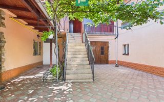 Casă și clădire de apartamente la Orțișoara - Poză 49