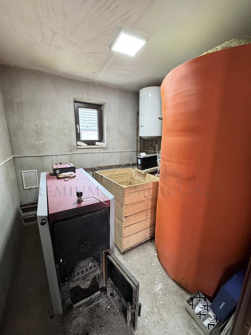 Vila de Lux la 13 km de Onesti - Poză 14