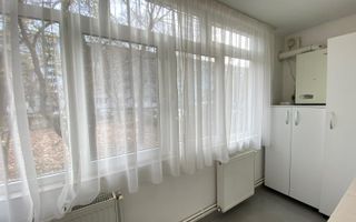 Apartament modern cu 2 camere, situat in zona Albina - Poză 12