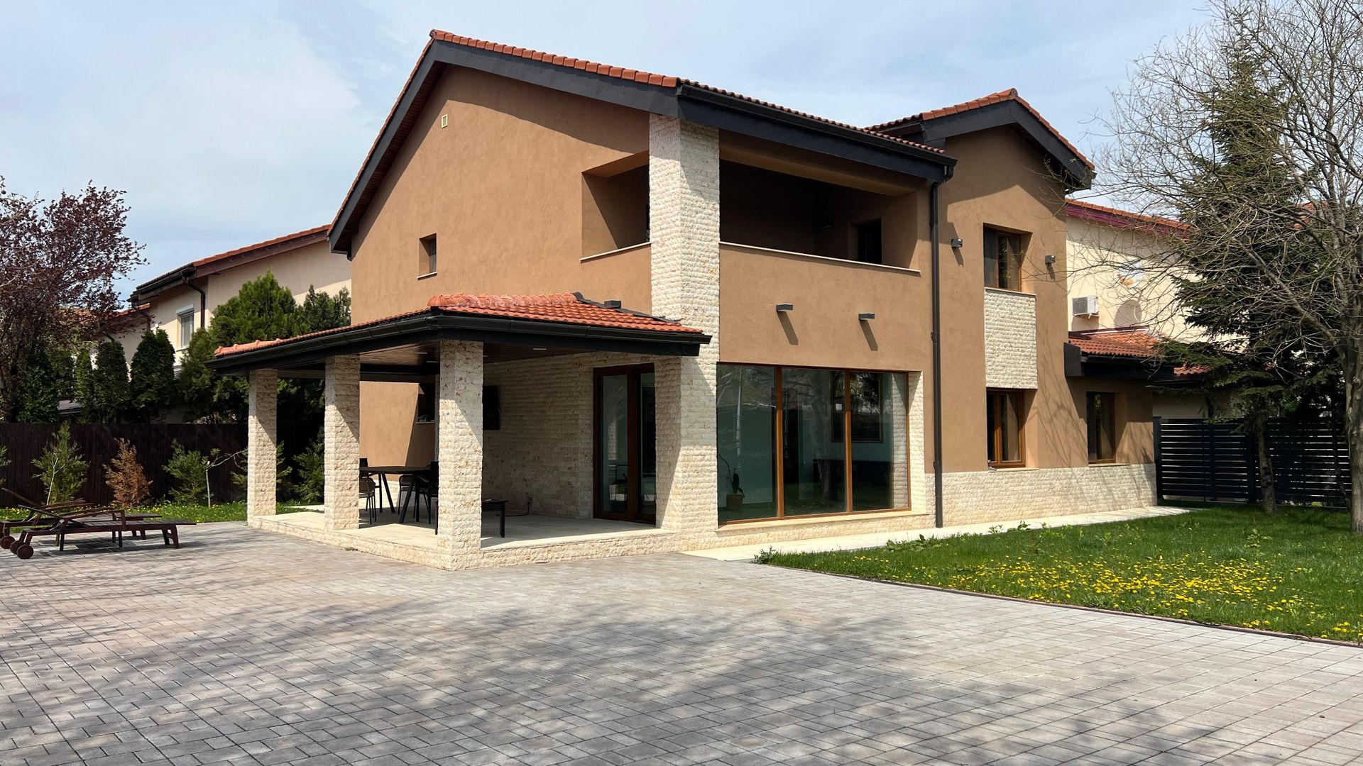 Vila individuala cu teren 570 Pipera | dotata cu panouri solare - Poză 3