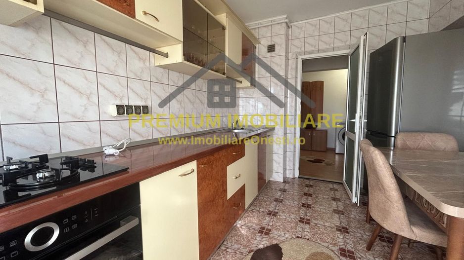 Apartament 2 camere de vânzare zona de jos, Onesti - Poză 5