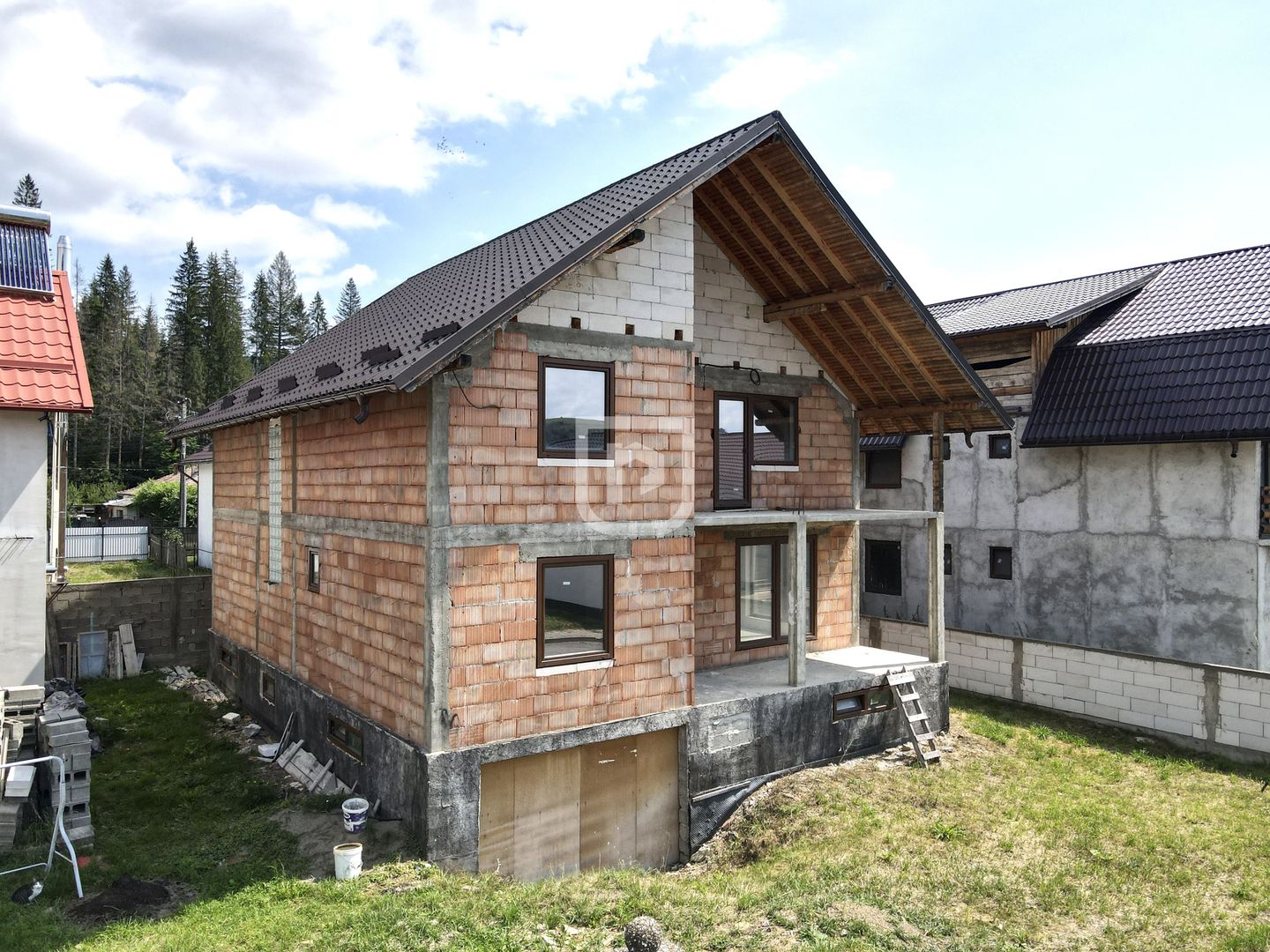 Casa "rosu+" in Gura Humorului | Bucovina - Poză 2