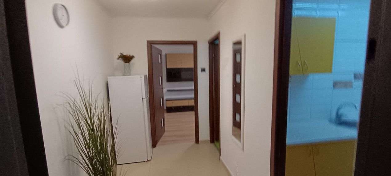 Garsoniera Decom.+Balcon ( pretabil spat.comerc./investitie) PARTER/4 - Poză 1