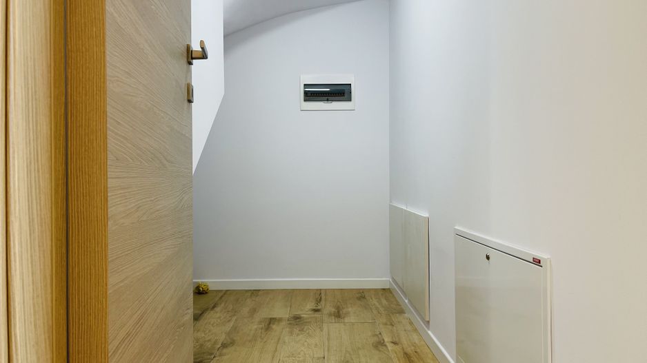 INCHIRIAT - Casa Segmentul Lux - 3 dormitoare & dressing - Prima Inchiriere - Poză 12