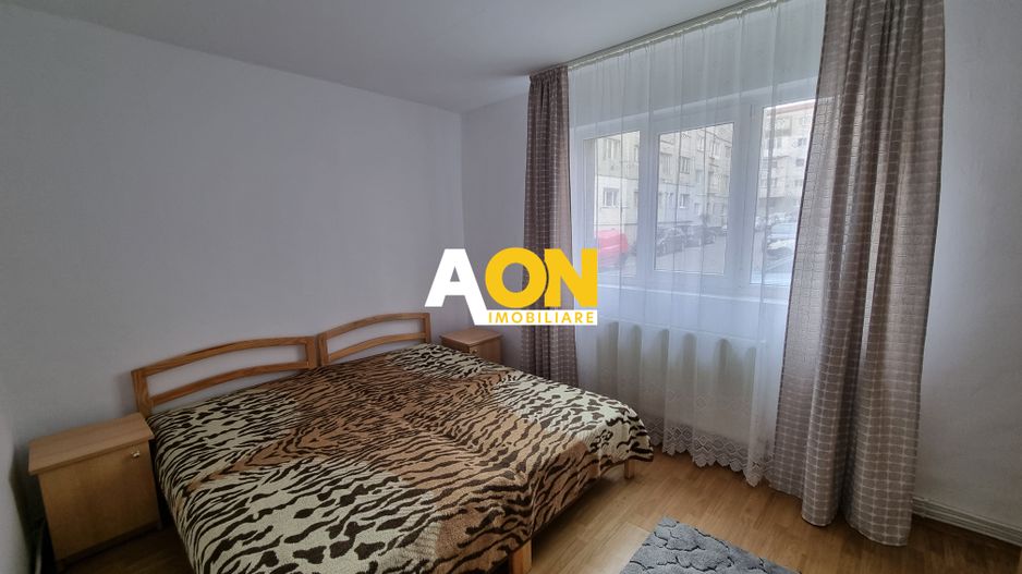 De inchiriat apartament 2 camere, parter inalt, Cetate - Poză 3