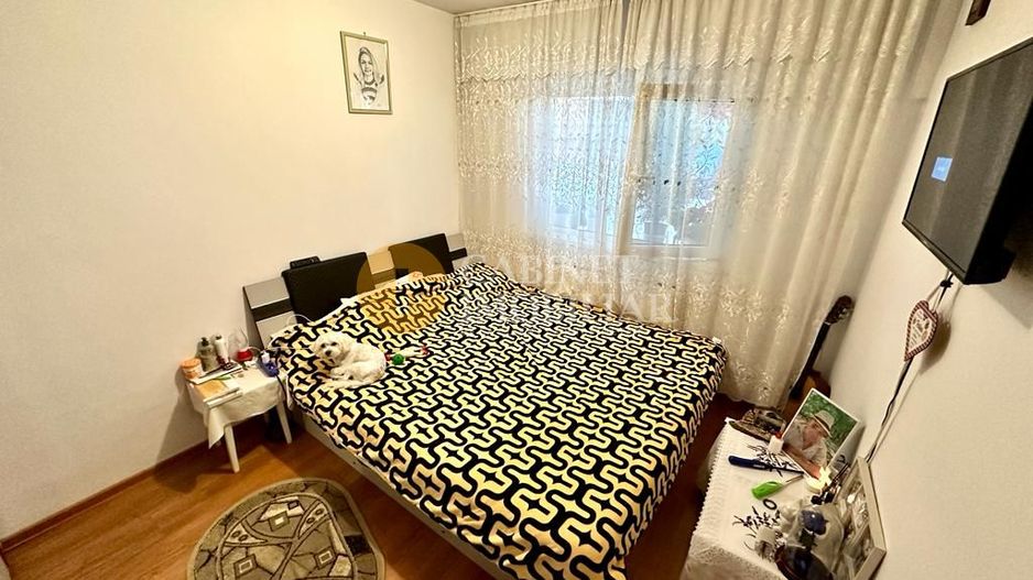 Apartament cu 3 Camere decomandat - Zona Rond Vechi - Bloc 1984 - Poză 6