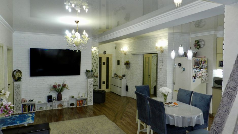 Apartament cu două dormitoare și living comasat cu bucătărie - Poză 3