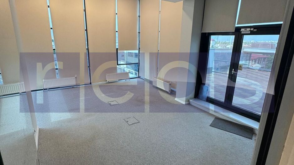 SPAȚIU BIROURI DE ÎNCHIRIAT IN ZONA PREMIUM + PARCARE + ROOFTOP - Poză 9