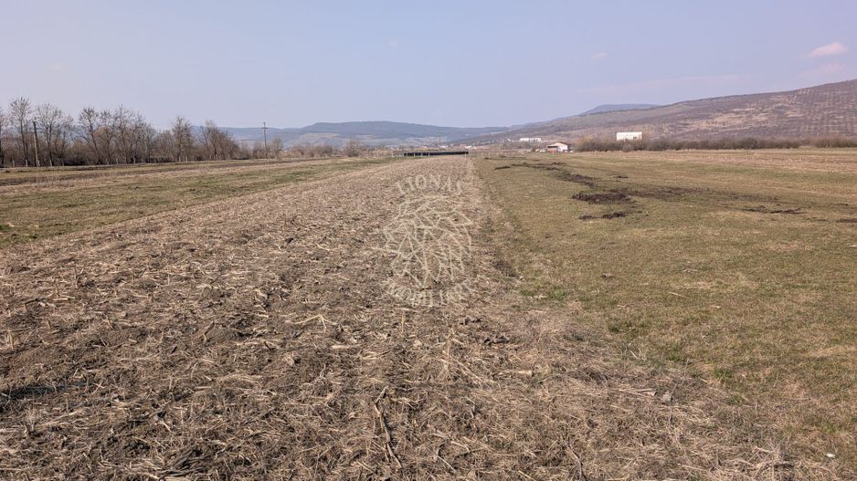 Teren intravilan 1500 mp cu utilitati-Orheiu Bistritei - Poză 1