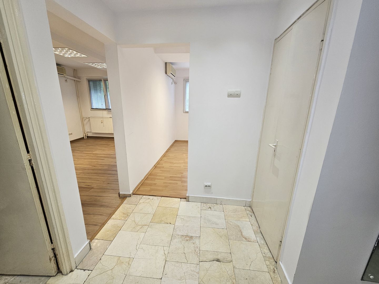 Apartament modern cu 2 camere - Poză 4