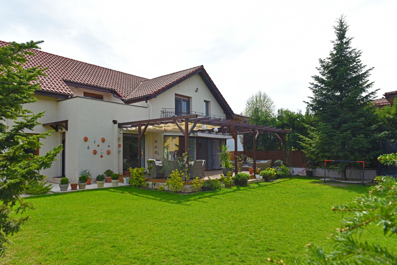 Vila spatioasa langa Jolie Village si Cambridge School - teren 700 mp - Poză 5