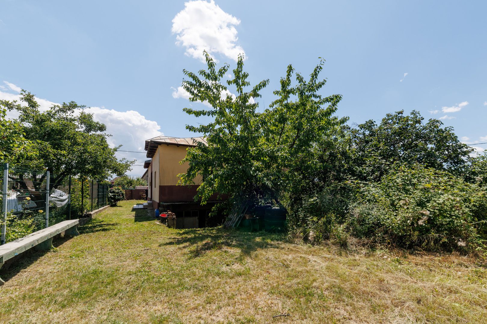 Casa cu teren - Prundu-Ideala pentru locuit sau dezvoltare imobiliara - Poză 14