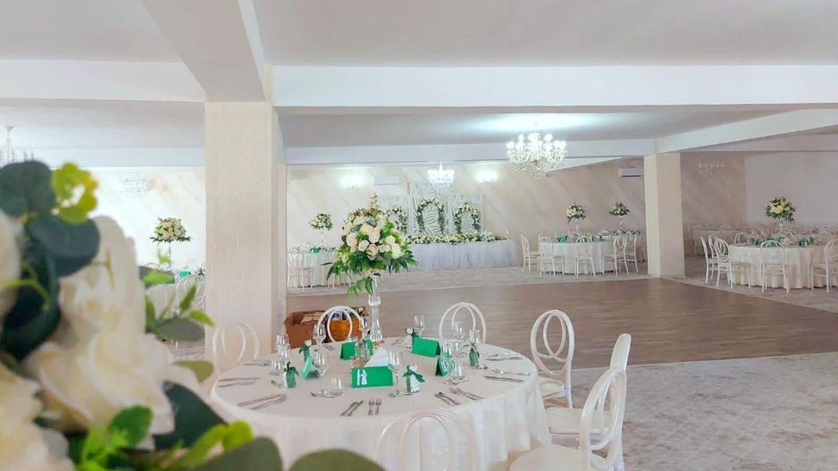 LORD HOUSE EVENTS – SALON DE EVENIMENTE PREMIUM, loc. Pechea - Poză 2