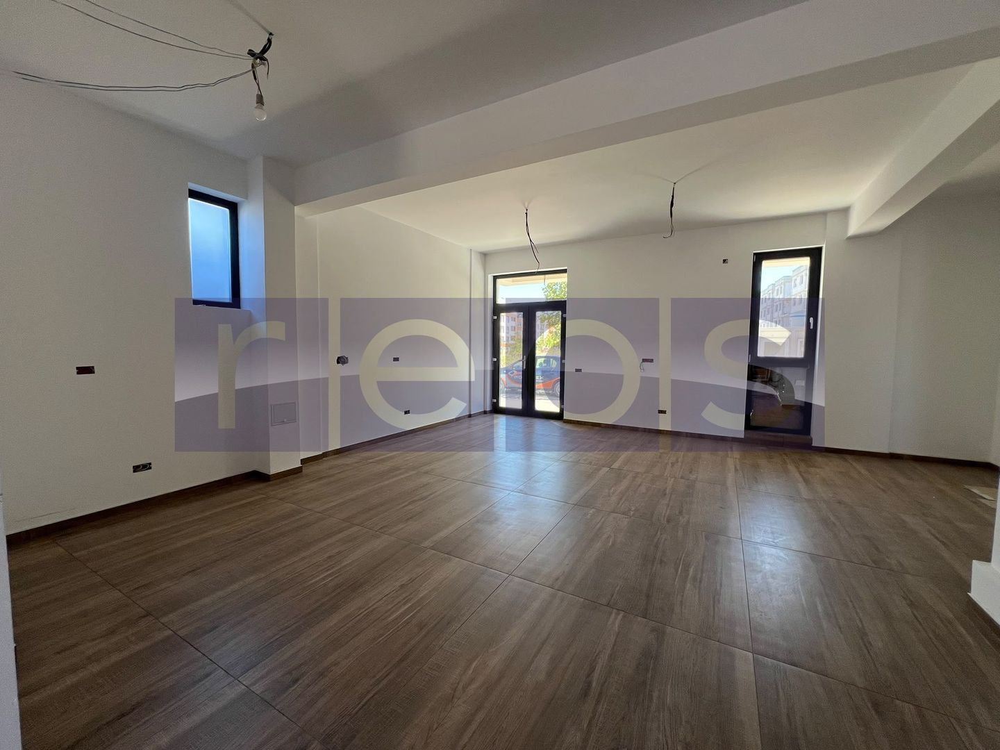 VANZARE SPATIU COMERCIAL | BLOC 2026 | ZONA PALLADY - Poză 1