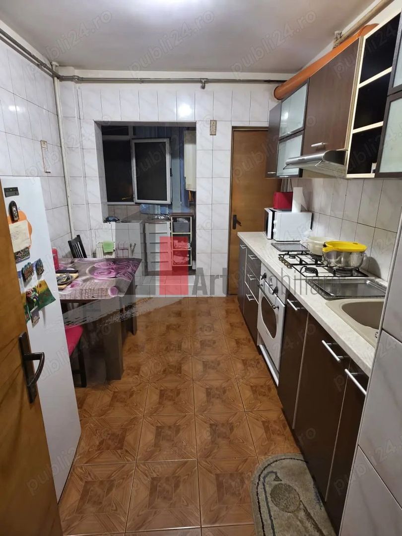 APARTAMENT 4 CAMERE BARCA-DUMBRRAVA NOUA - Poză 6